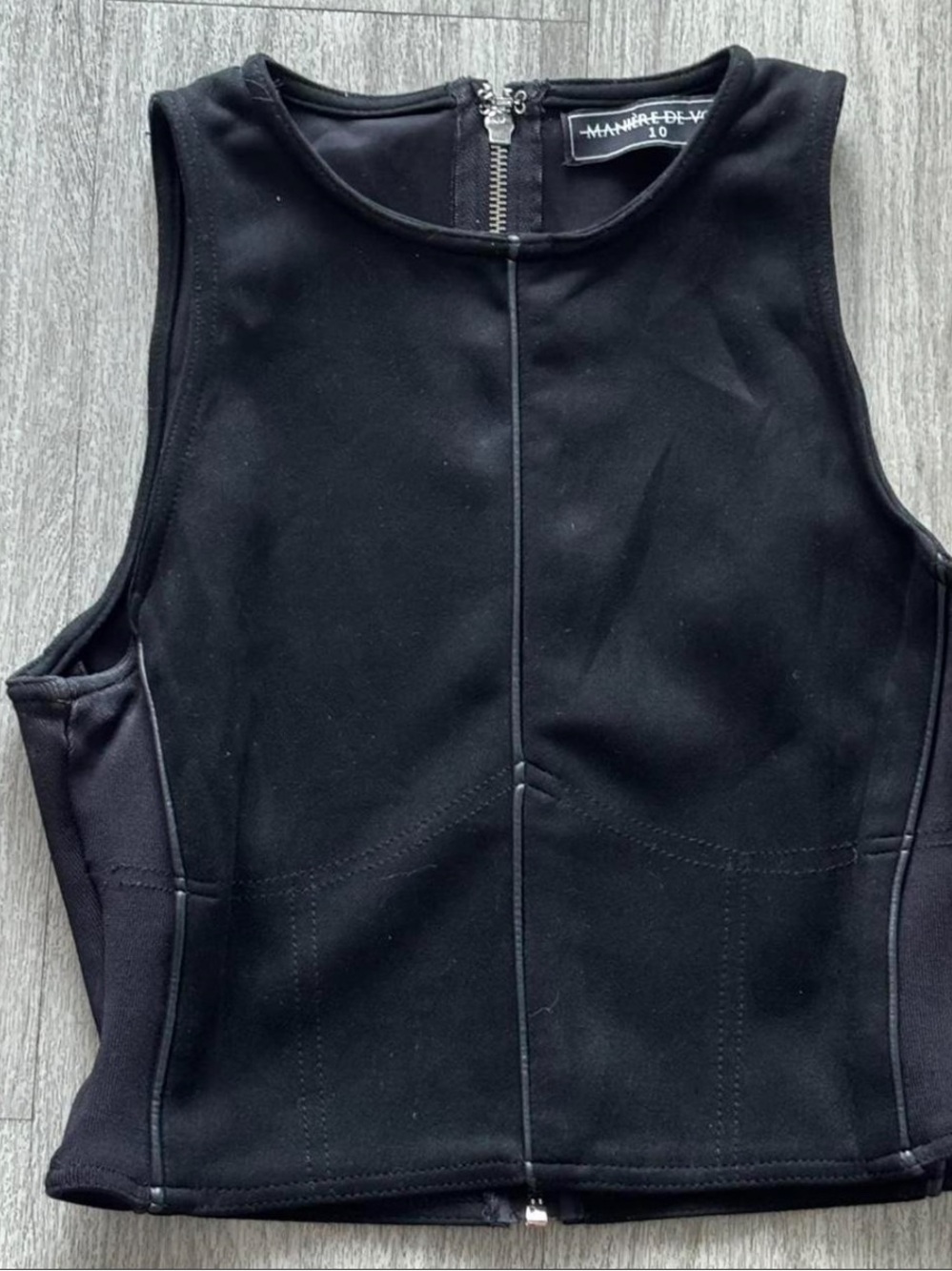Maniere De Voir Black Sleeveless Structured Tank Top